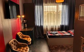 Hotel 108